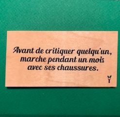 Avant-de-critiquer-particulier