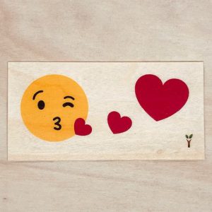 Smiley qui envoie des coeurs